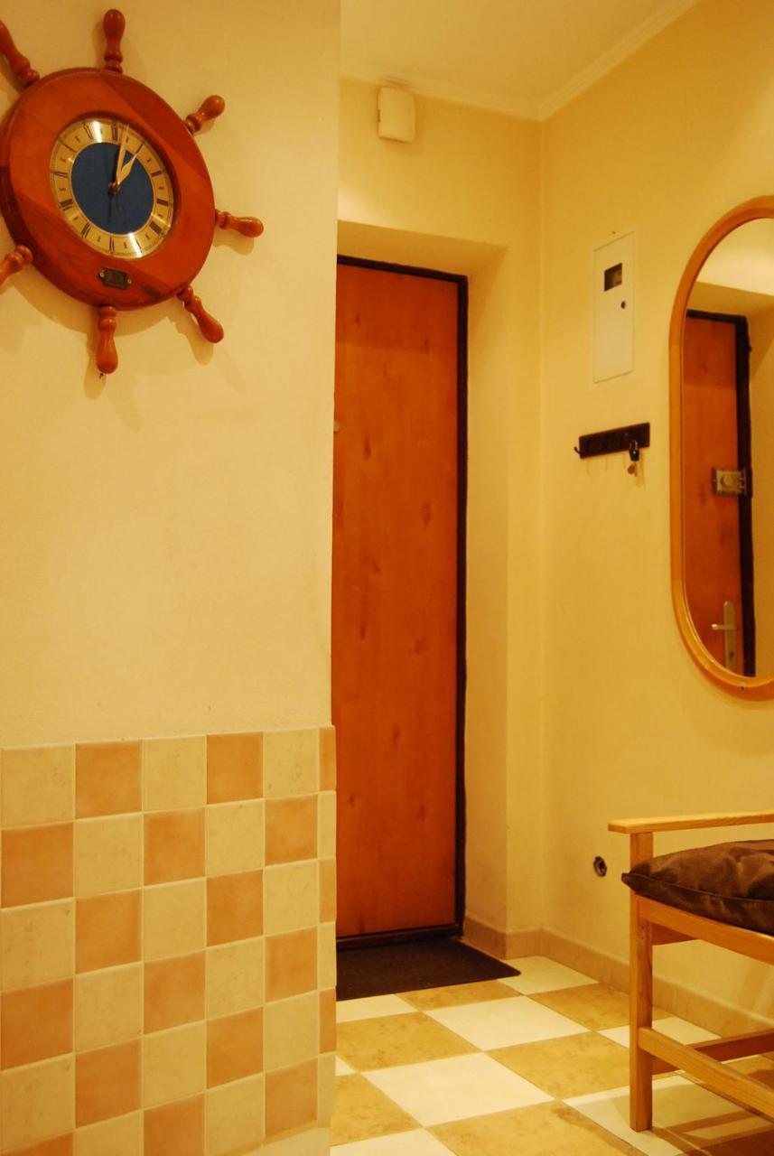 Three Bedroom Stepana Bandery Street Rivne Zewnętrze zdjęcie